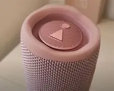 JBL Flip 7 – Portable Bluetooth Speaker